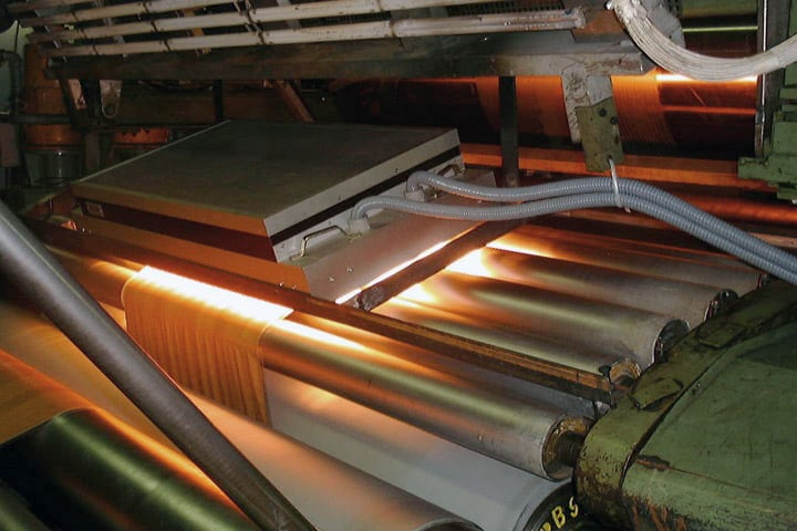 Clear quartz heating tube
