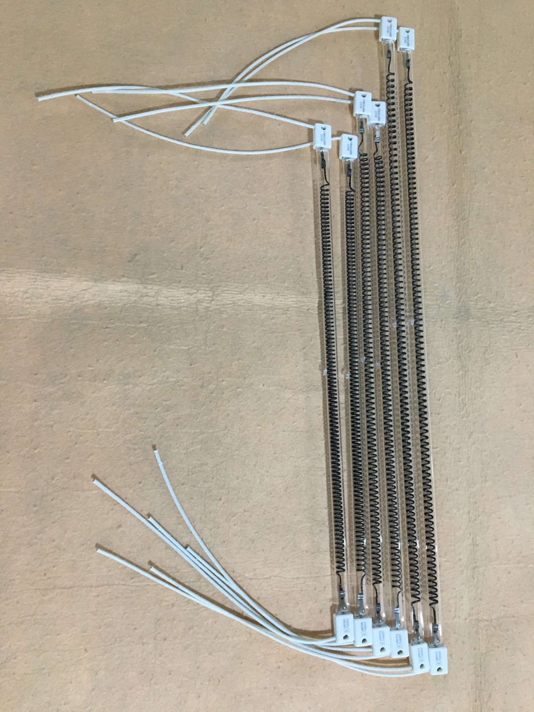 đèn sưởi carbon fiber đèn hồng ngoại